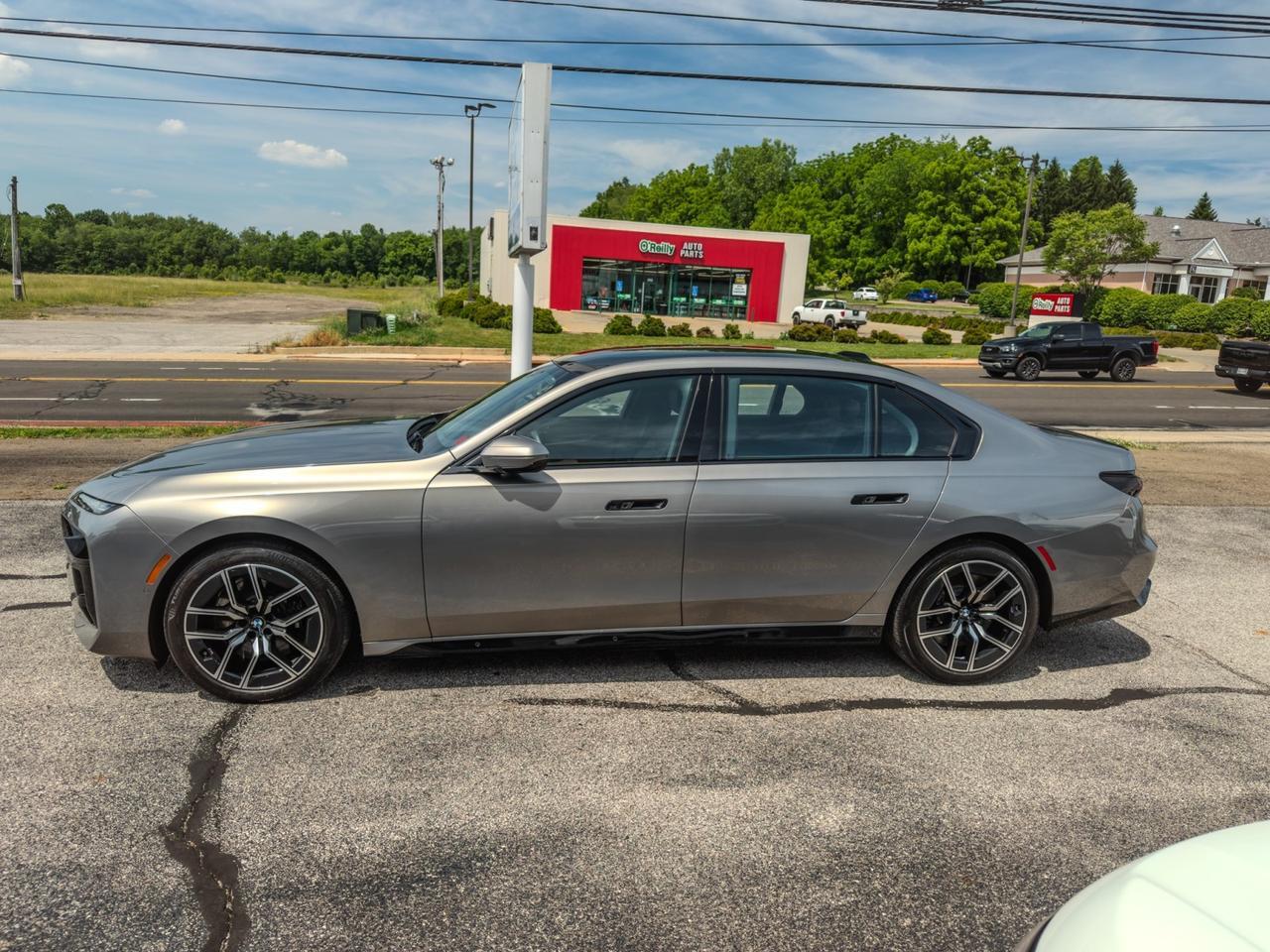2025 BMW 7 Series 760i xDrive Tallmadge OH