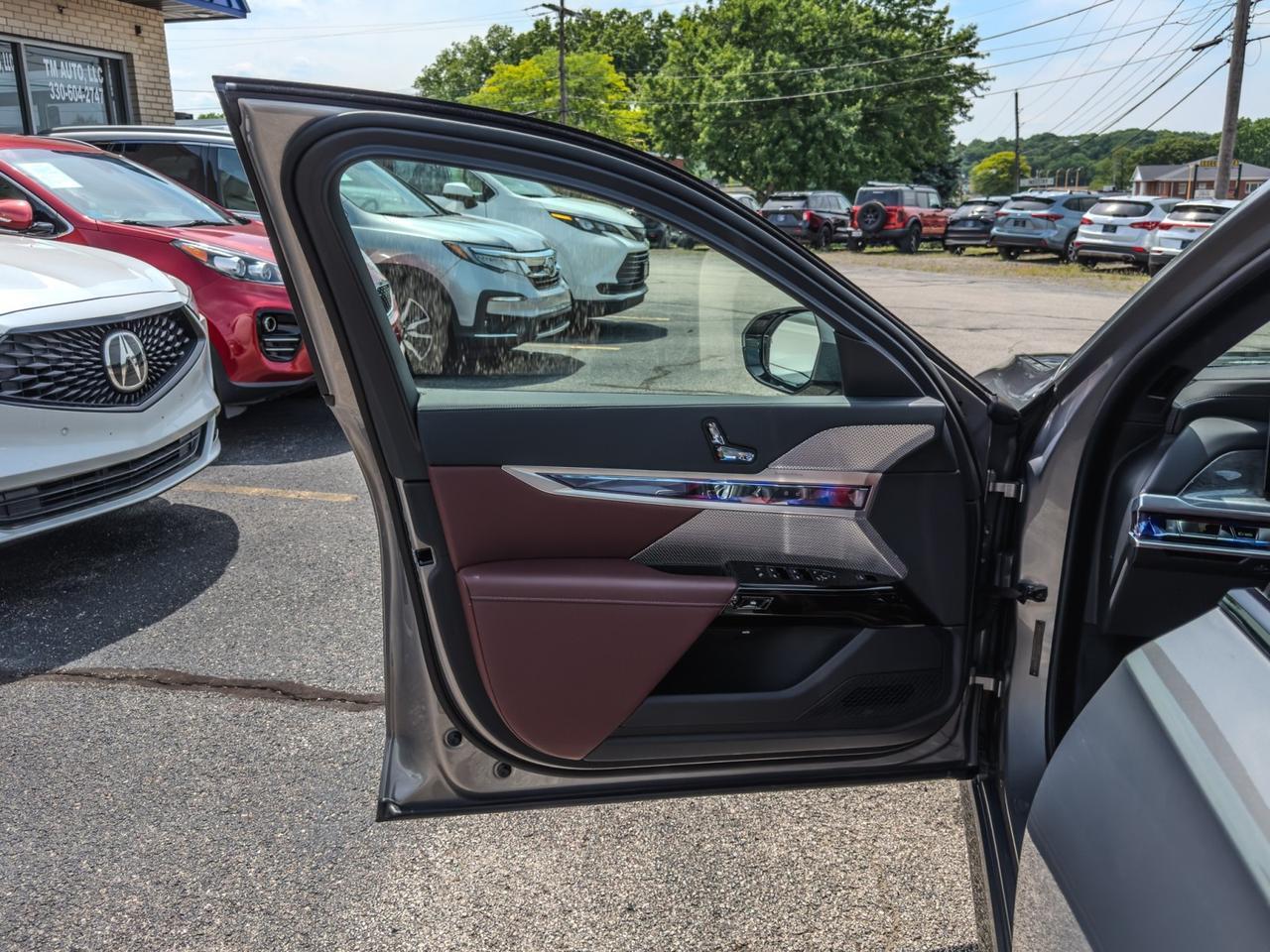 2025 BMW 7 Series 760i xDrive Tallmadge OH