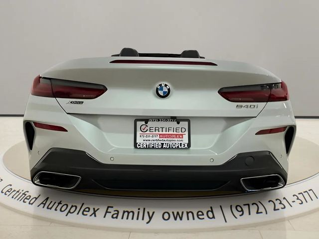 2025 BMW 8 Series 840i - Photo 9