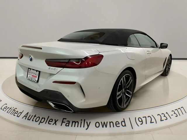 2025 BMW 8 Series 840i - Photo 10