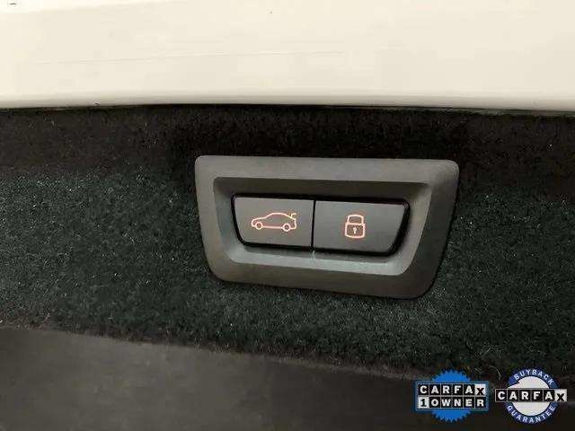 2025 BMW 8 Series 840i - Photo 16