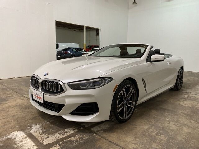 2025 BMW 8 Series 840i