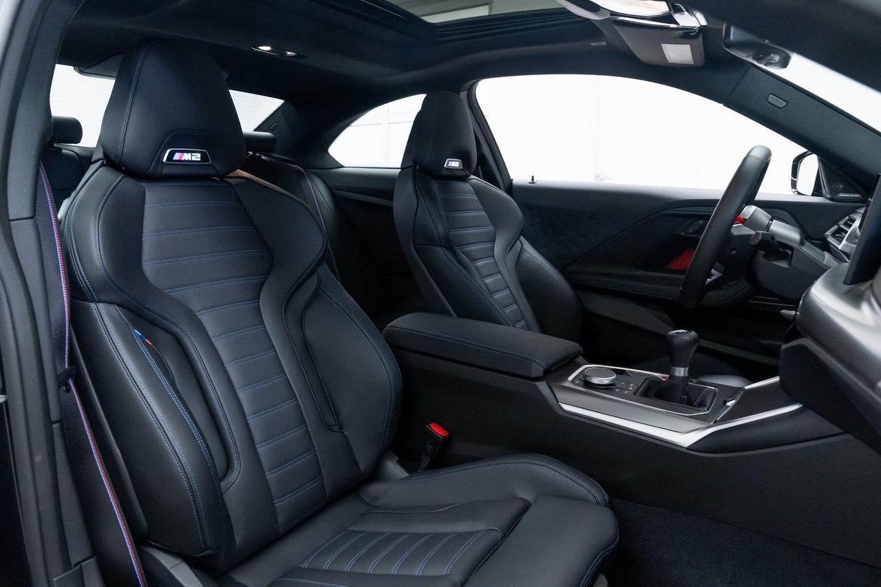 2025 BMW M2 Base 1 Owner Heated Seats Harman/ Kardon Audio Portland OR