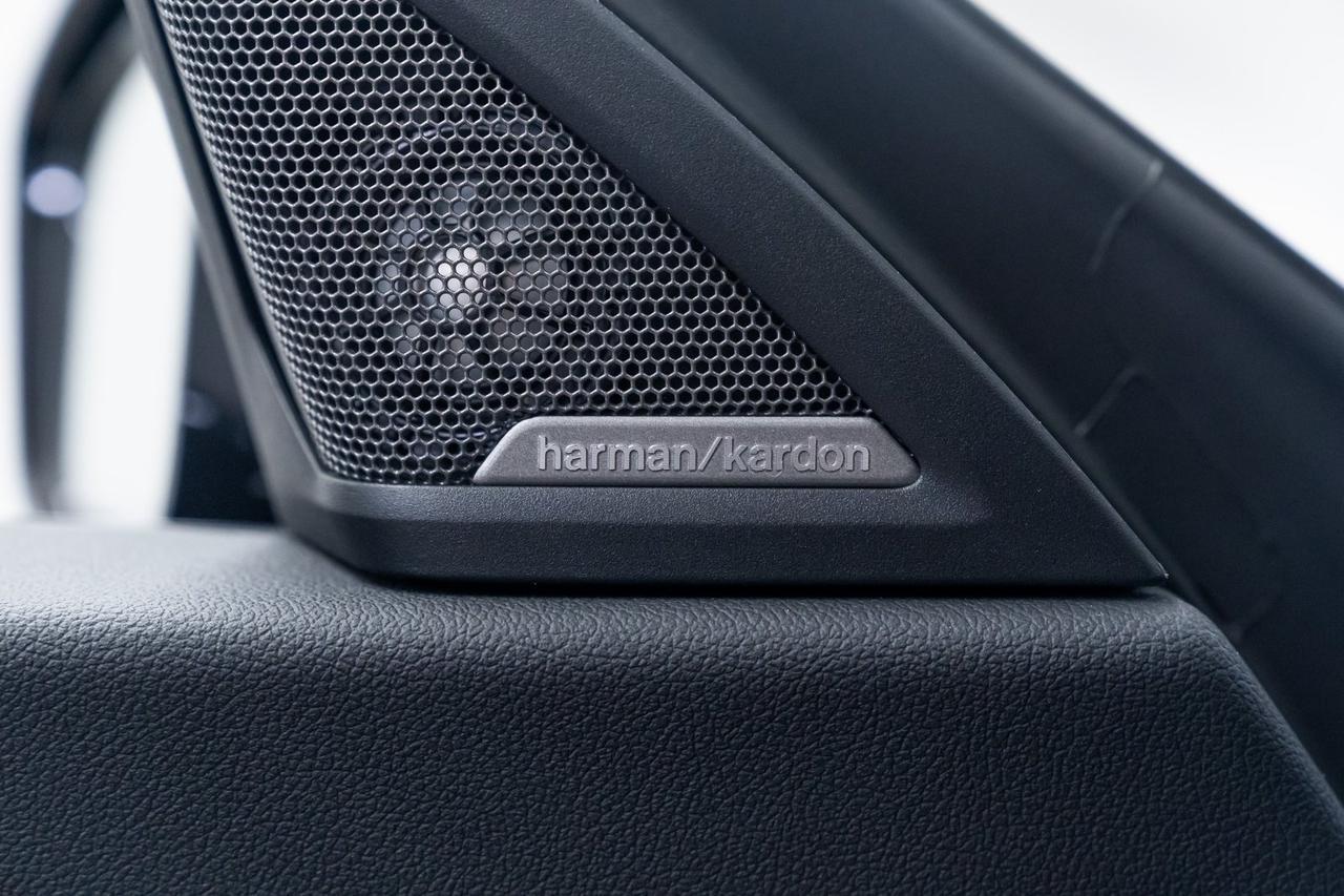 2025 BMW M2 Base 1 Owner Heated Seats Harman/ Kardon Audio Portland OR