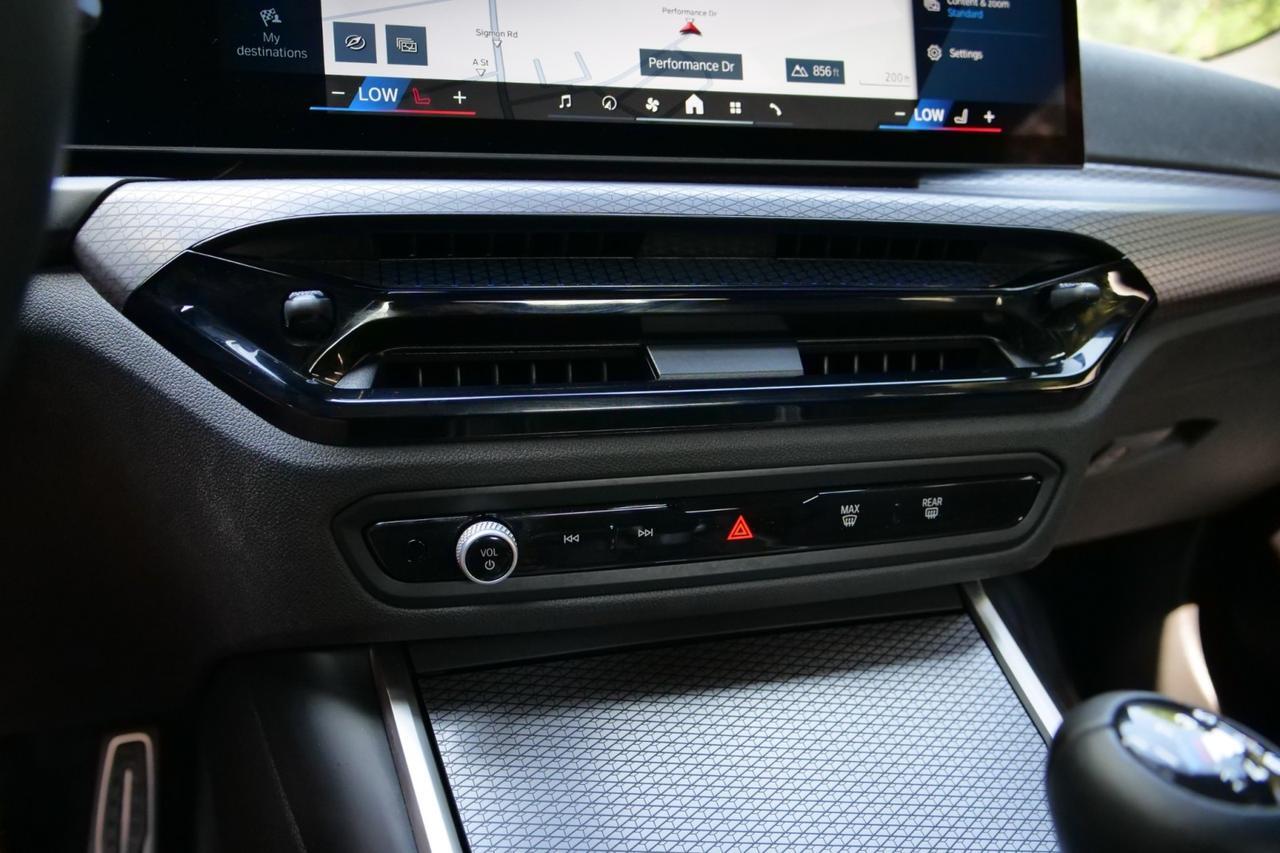 2025 BMW M2 Coupe / Manual / Live Cockpit / Lighting Package! Lincolnton NC