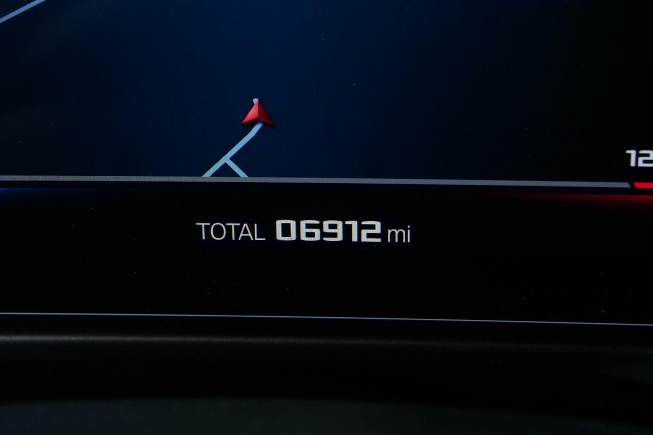 2025 BMW M2 Coupe / Manual / Live Cockpit / Lighting Package! Lincolnton NC