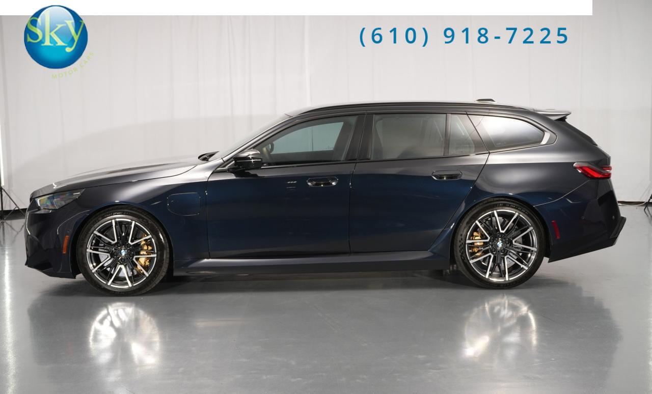 2025 BMW M5 AWD Touring