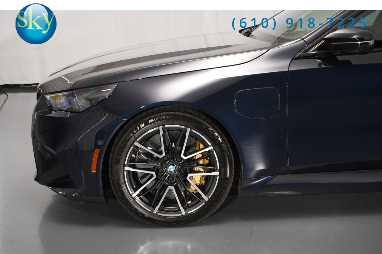 2025 BMW M5 AWD Touring