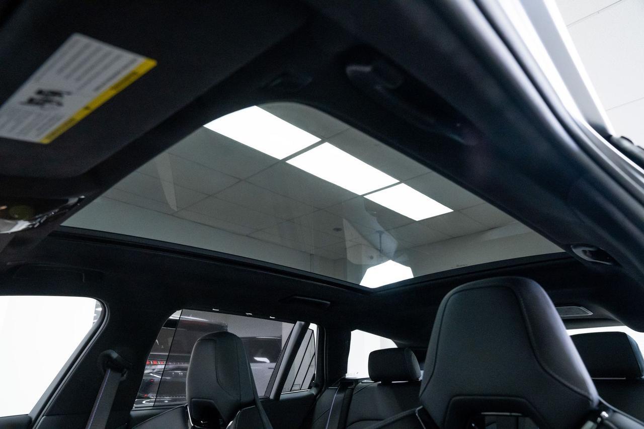 2025 BMW M5 Adaptive Cruise Head-Up Display Portland OR