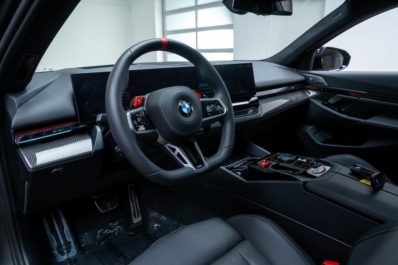2025 BMW M5 Base 3XX Original Miles / Bowers &amp; Wilkins Audio Portland OR