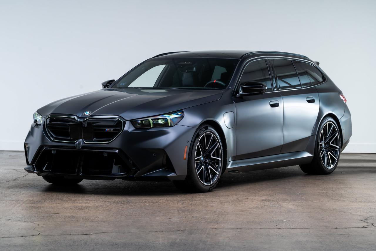 2025 BMW M5 Base 3XX Original Miles / Bowers &amp; Wilkins Audio Portland OR