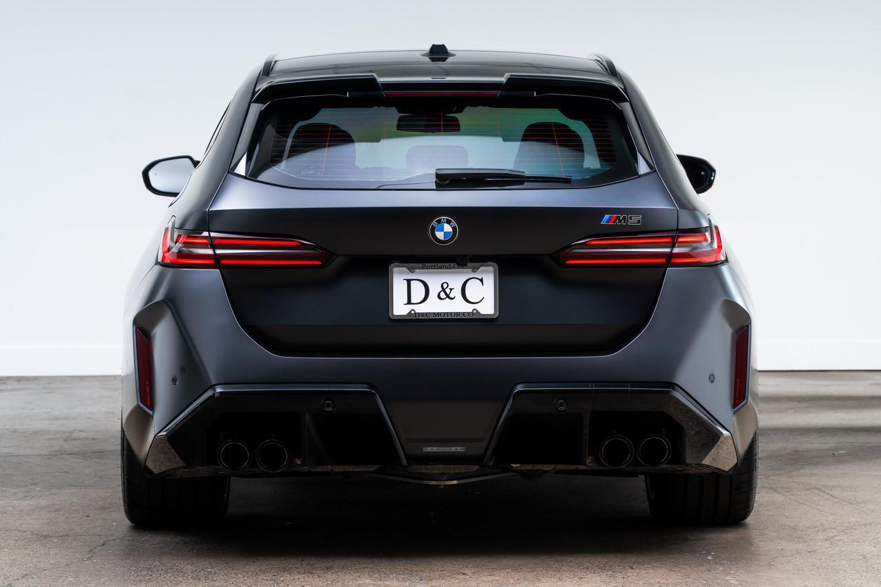2025 BMW M5 Base 3XX Original Miles / Bowers &amp; Wilkins Surround Sou Portland OR