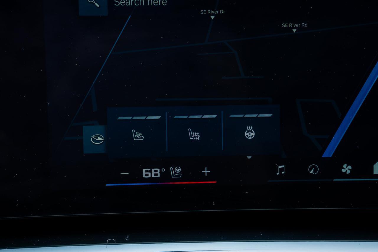 2025 BMW M5 Base 3XX Original Miles / Bowers &amp; Wilkins Surround Sou Portland OR
