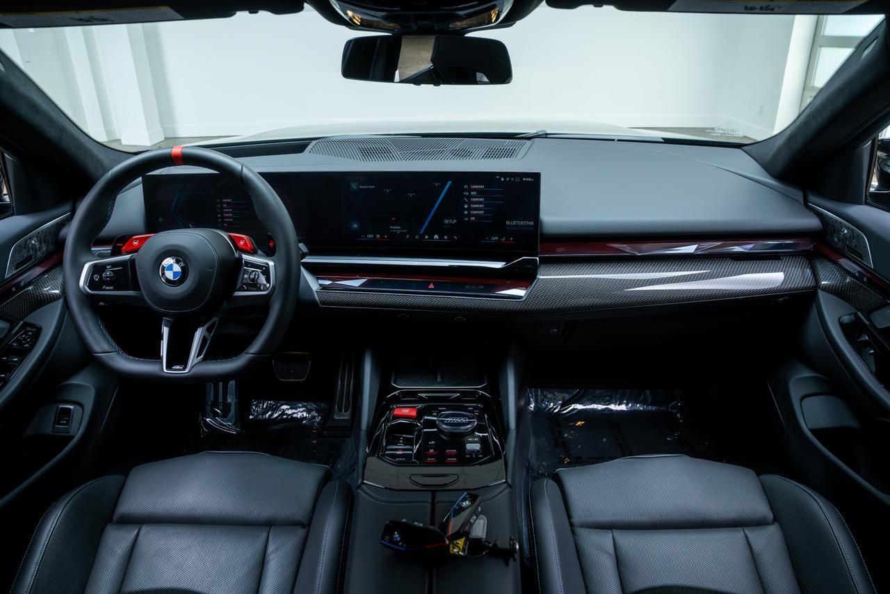 2025 BMW M5 Base 3XX Original Miles / Bowers &amp; Wilkins Surround Sou Portland OR