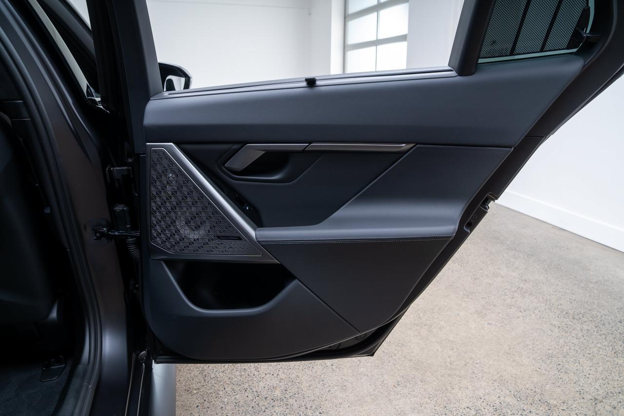 2025 BMW M5 Base 3XX Original Miles / Bowers &amp; Wilkins Surround Sou Portland OR