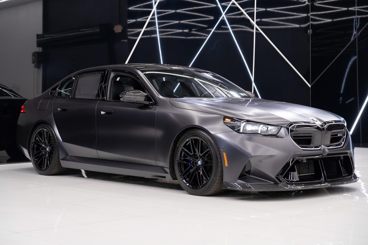 2025 BMW M5 Base