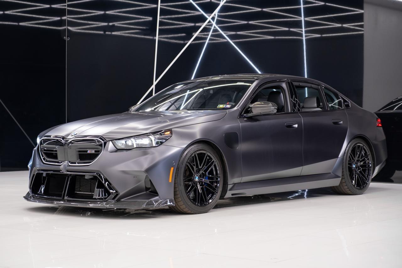 2025 BMW M5 Base