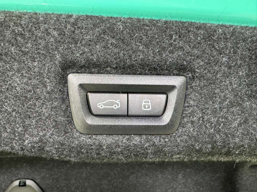 2025 BMW M5 Individual Mint Green paint, Bowers & Wilkins audio system, carbon galore AND MUCH MORE!! Fort Lauderdale FL