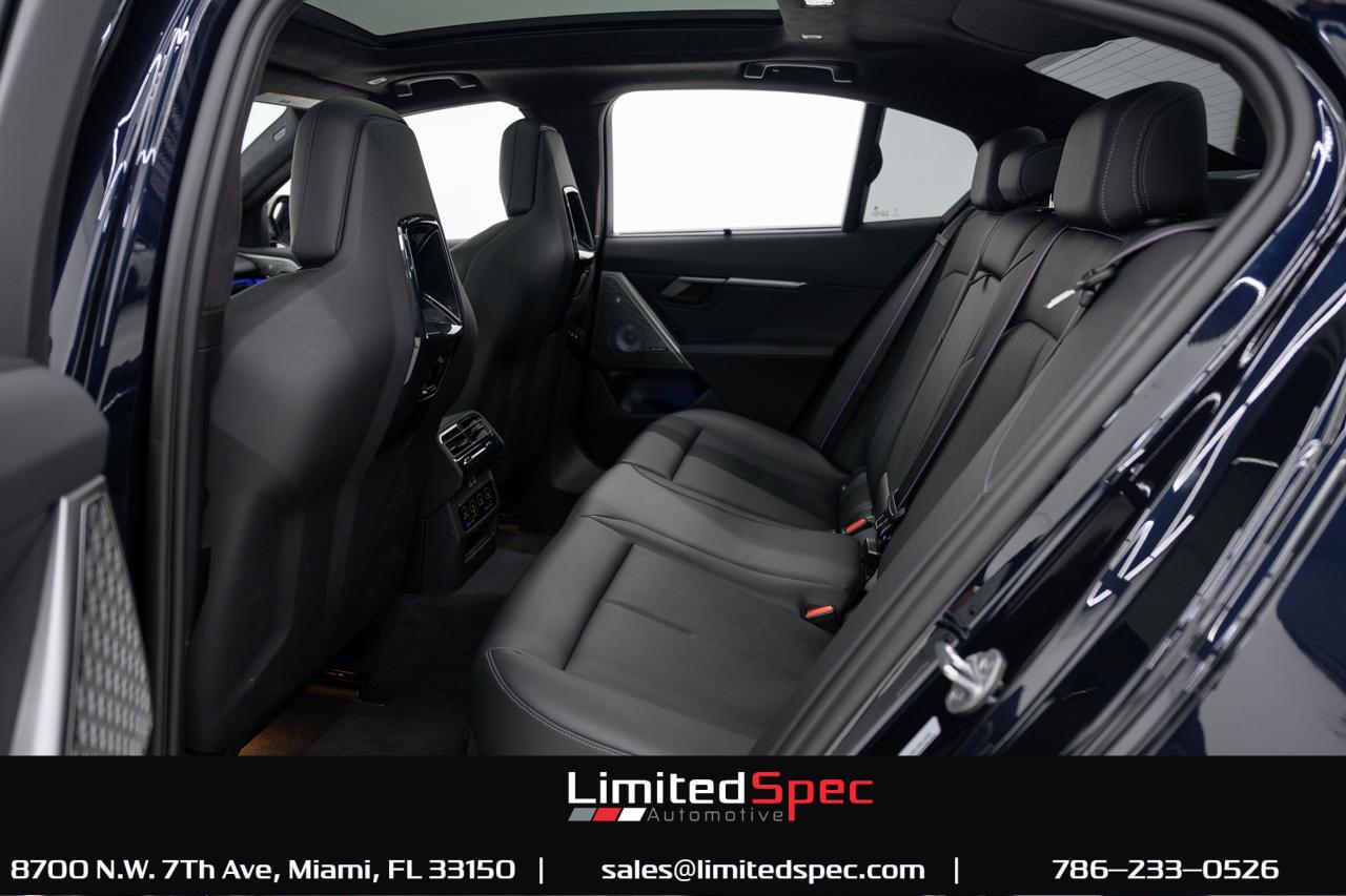 2025 BMW M5 Sedan 4D Miami FL