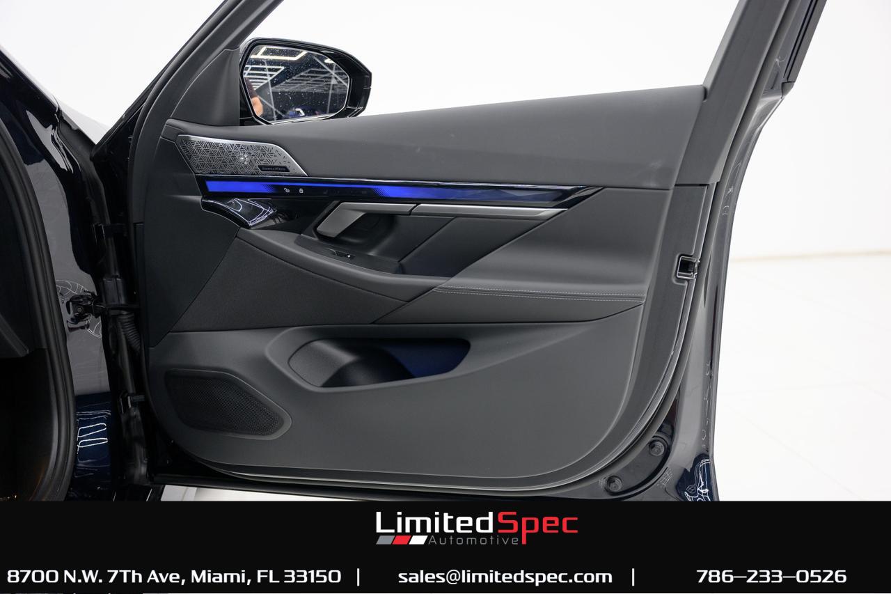 2025 BMW M5 Sedan 4D Miami FL