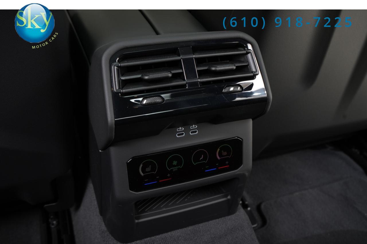 2025 BMW M5 Sedan xDrive AWD Driving Assist Pro & Exec PKGS West Chester PA