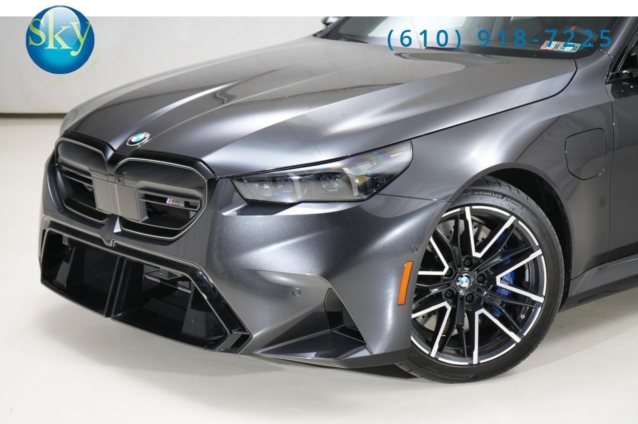 2025 BMW M5 Sedan xDrive AWD Driving Assist Pro & Exec PKGS