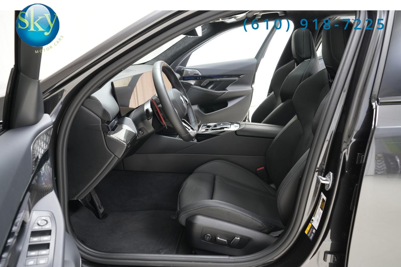 2025 BMW M5 Sedan xDrive AWD Driving Assist Pro & Exec PKGS West Chester PA