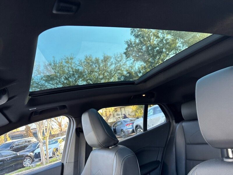 2025 BMW X2 xDrive28i w/CONVENIENCE PKG. PANO SUNROOF Seffner FL