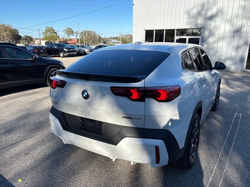 2025 BMW X2 xDrive28i w/CONVENIENCE PKG. PANO SUNROOF Seffner FL