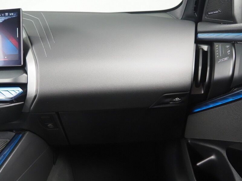 2025 BMW X3 M50 AWD *M SPORT PRO PKG, DRIVING ASSIST PRO PKG, HEADS-UP DISPLAY, NAVIGATION, ADAPTIVE CRUISE, SAFETY ALERTS, 360 CAMERAS, PANO SKY LOUNGE ROOF, CLIMATE SEATS, HEATED STEERING, HARMAN/KARDON, WIRELESS CHARGING Round Rock TX