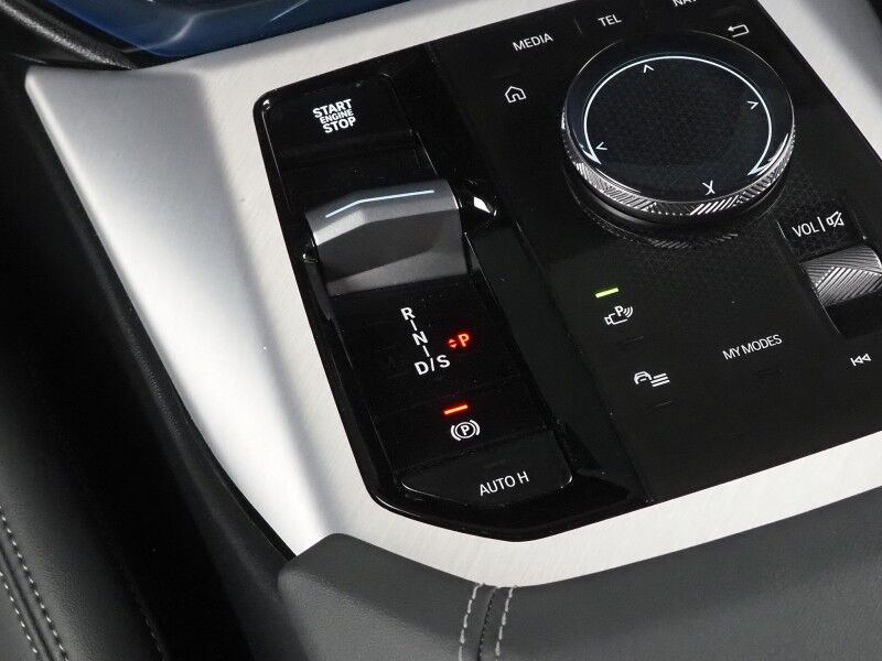 2025 BMW X3 M50 AWD *M SPORT PRO PKG, DRIVING ASSIST PRO PKG, HEADS-UP DISPLAY, NAVIGATION, ADAPTIVE CRUISE, SAFETY ALERTS, 360 CAMERAS, PANO SKY LOUNGE ROOF, CLIMATE SEATS, HEATED STEERING, HARMAN/KARDON, WIRELESS CHARGING Round Rock TX