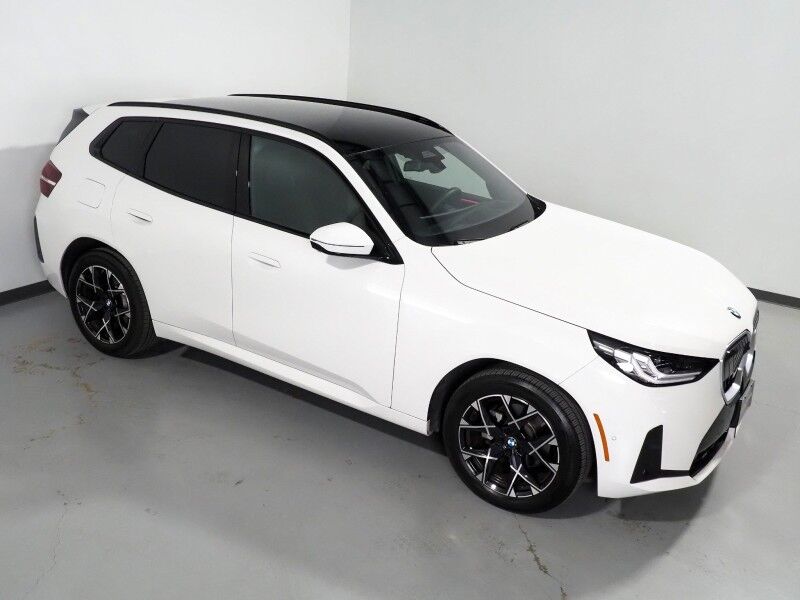 2025 BMW X3 xDrive30 AWD *M SPORT PKG, HEADS-UP DISPLAY, NAVIGATION, ADAPTIVE CRUISE, SAFETY ALERTS, 360 CAMERAS, PANO SKY LOUNGE ROOF, CLIMATE SEATS, HEATED STEERING, REMOTE START, WIRELESS CHARGING, ANDROID & APPLE Round Rock TX