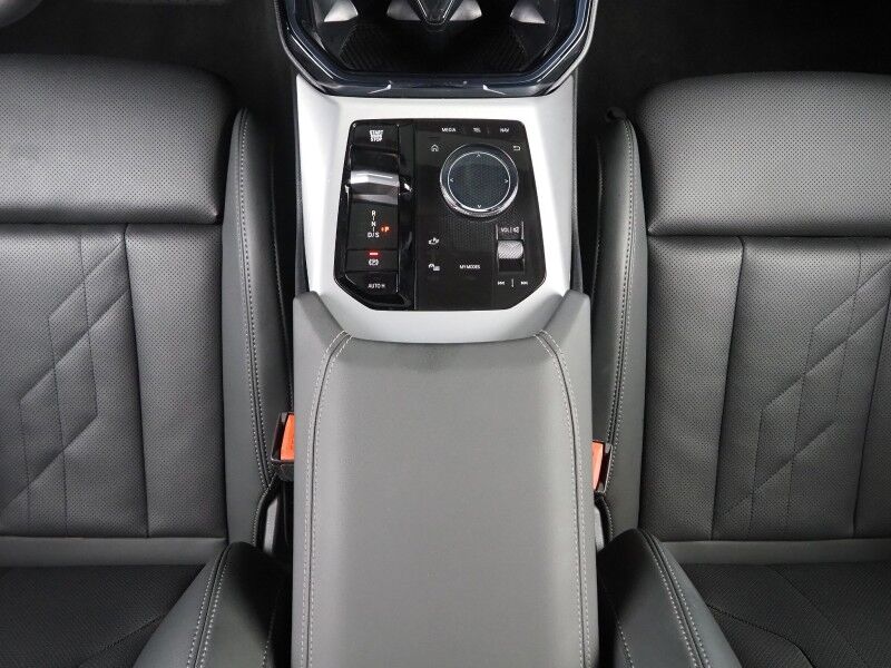 2025 BMW X3 xDrive30 AWD *M SPORT PKG, HEADS-UP DISPLAY, NAVIGATION, ADAPTIVE CRUISE, SAFETY ALERTS, 360 CAMERAS, PANO SKY LOUNGE ROOF, CLIMATE SEATS, HEATED STEERING, REMOTE START, WIRELESS CHARGING, ANDROID & APPLE Round Rock TX