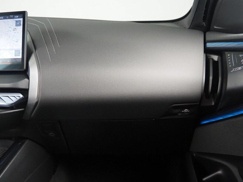 2025 BMW X3 xDrive30 AWD *M SPORT PKG, HEADS-UP DISPLAY, NAVIGATION, ADAPTIVE CRUISE, SAFETY ALERTS, 360 CAMERAS, PANO SKY LOUNGE ROOF, CLIMATE SEATS, HEATED STEERING, REMOTE START, WIRELESS CHARGING, ANDROID & APPLE Round Rock TX