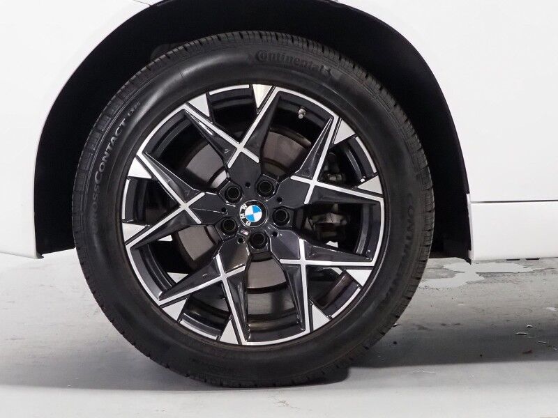 2025 BMW X3 xDrive30 AWD *M SPORT PKG, HEADS-UP DISPLAY, NAVIGATION, ADAPTIVE CRUISE, SAFETY ALERTS, 360 CAMERAS, PANO SKY LOUNGE ROOF, CLIMATE SEATS, HEATED STEERING, REMOTE START, WIRELESS CHARGING, ANDROID & APPLE Round Rock TX