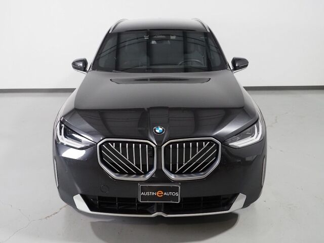 2025 BMW X3 xDrive30i AWD *HEADS-UP DISPLAY, NAVIGATION, ADAPTIVE CRUISE, SAFETY ALERTS, PARKING ASSIST, 360 CAMERAS, PANO SKY LOUNGE ROOF, LEATHER, CLIMATE SEATS, HEATED STEERING, REMOTE START, WIRELESS CHARGING, ANDROID & APPLE Round Rock TX
