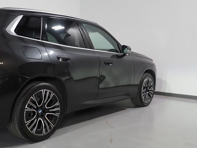 2025 BMW X3 xDrive30i AWD *HEADS-UP DISPLAY, NAVIGATION, ADAPTIVE CRUISE, SAFETY ALERTS, PARKING ASSIST, 360 CAMERAS, PANO SKY LOUNGE ROOF, LEATHER, CLIMATE SEATS, HEATED STEERING, REMOTE START, WIRELESS CHARGING, ANDROID & APPLE Round Rock TX