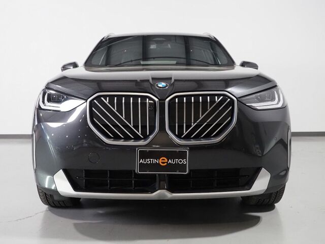 2025 BMW X3 xDrive30i AWD *HEADS-UP DISPLAY, NAVIGATION, ADAPTIVE CRUISE, SAFETY ALERTS, PARKING ASSIST, 360 CAMERAS, PANO SKY LOUNGE ROOF, LEATHER, CLIMATE SEATS, HEATED STEERING, REMOTE START, WIRELESS CHARGING, ANDROID & APPLE Round Rock TX