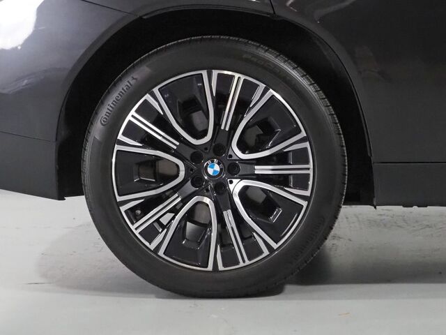 2025 BMW X3 xDrive30i AWD *HEADS-UP DISPLAY, NAVIGATION, ADAPTIVE CRUISE, SAFETY ALERTS, PARKING ASSIST, 360 CAMERAS, PANO SKY LOUNGE ROOF, LEATHER, CLIMATE SEATS, HEATED STEERING, REMOTE START, WIRELESS CHARGING, ANDROID & APPLE Round Rock TX