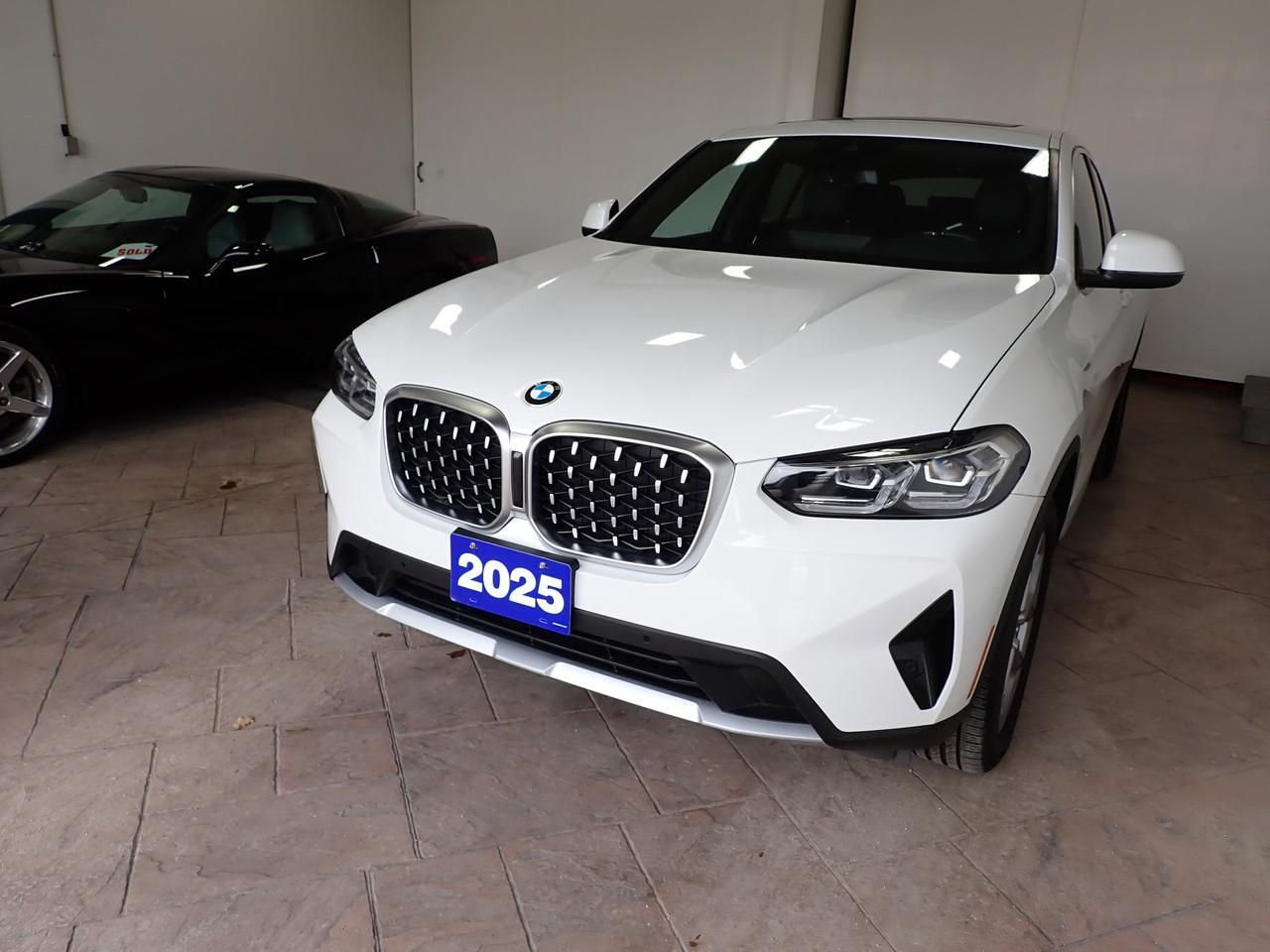 2025 BMW X4 xDrive30i AWD LEATHER NAVI SUNROOF Listowel ON