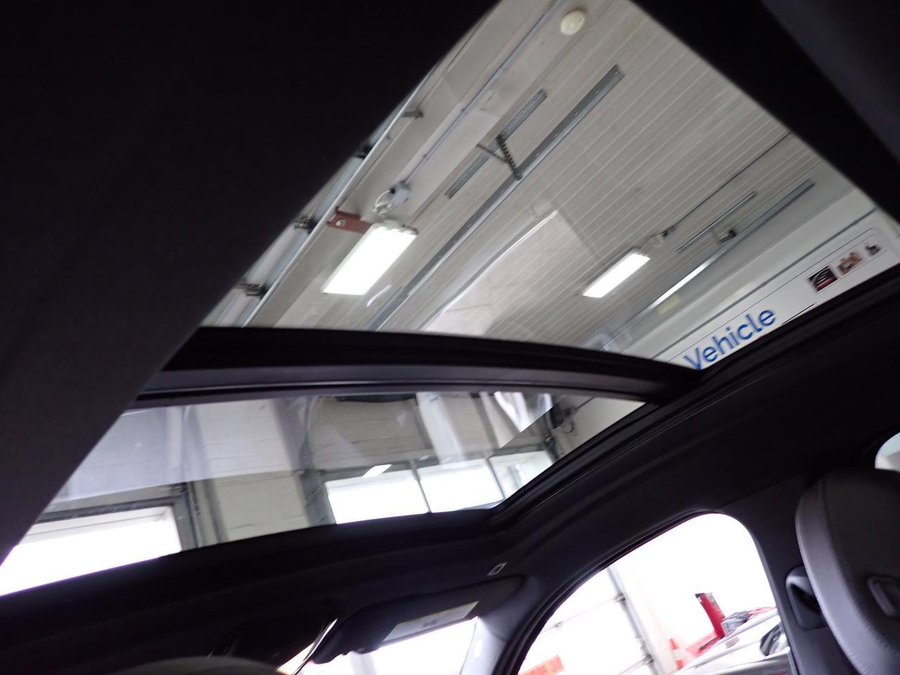 2025 BMW X4 xDrive30i AWD LEATHER NAVI SUNROOF Listowel ON