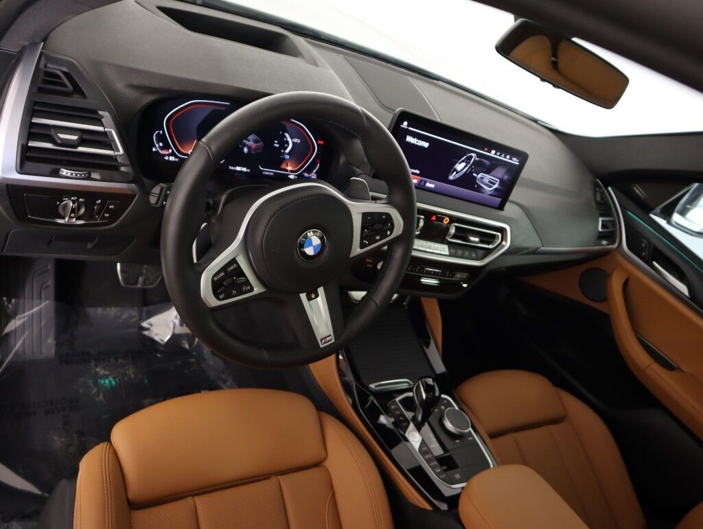 2025 BMW X4 xDrive30i Coupe M-Sport w/Premium/Parking Assist Maumee OH