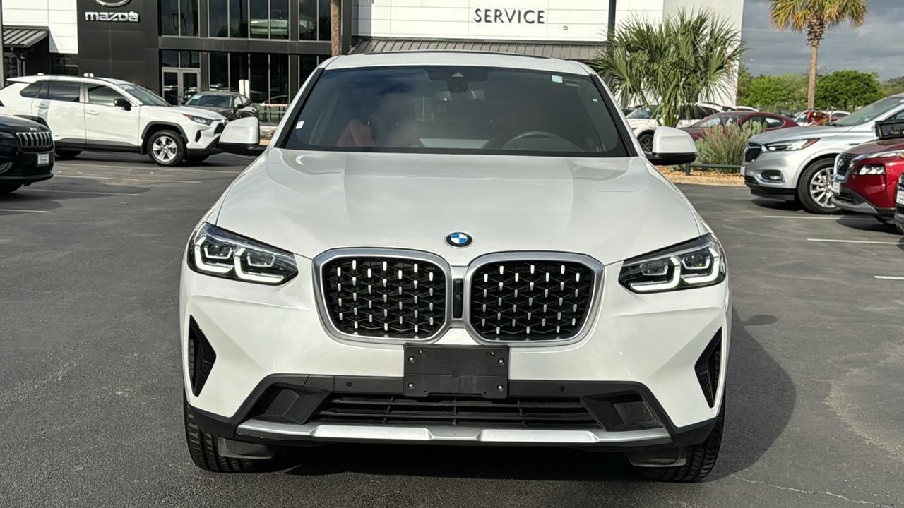 2025 BMW X4 xDrive30i