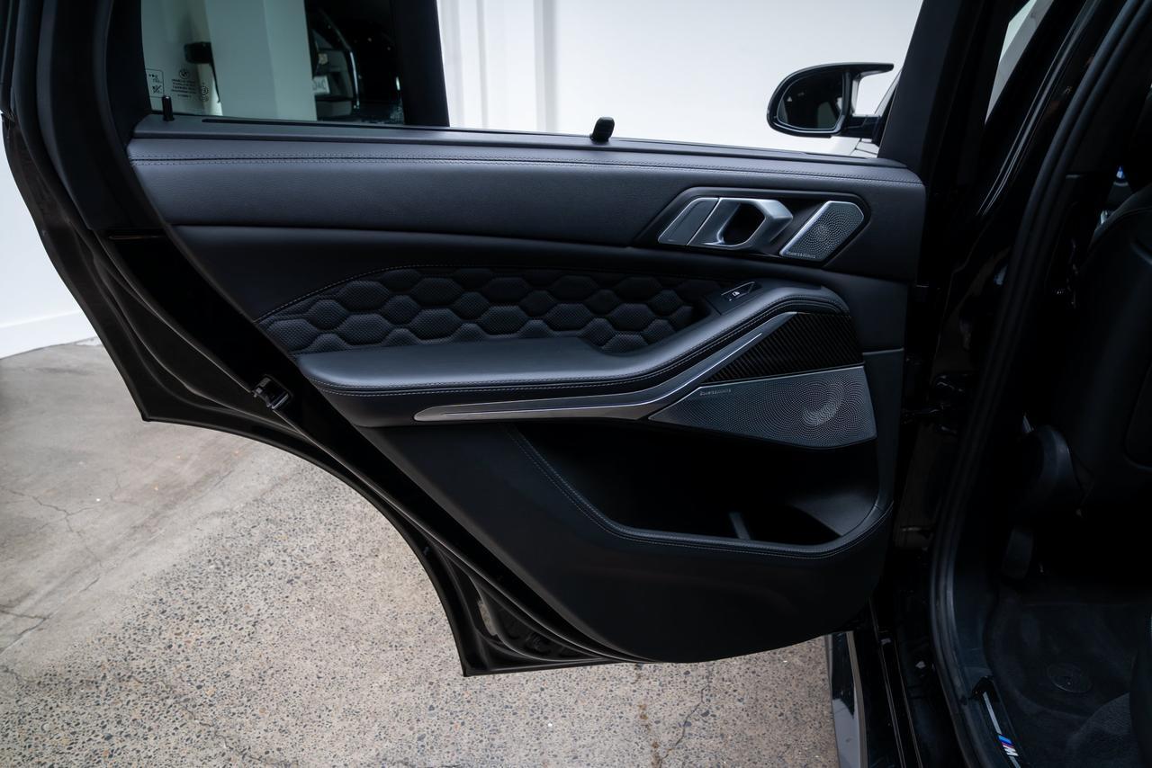 2025 BMW X5 M Competition Driving Assist Pro Package / Bowers &amp; Wilkins Audi Portland OR
