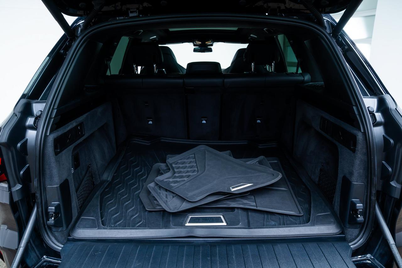 2025 BMW X5 M Competition Driving Assist Pro Package / Bowers &amp; Wilkins Audi Portland OR