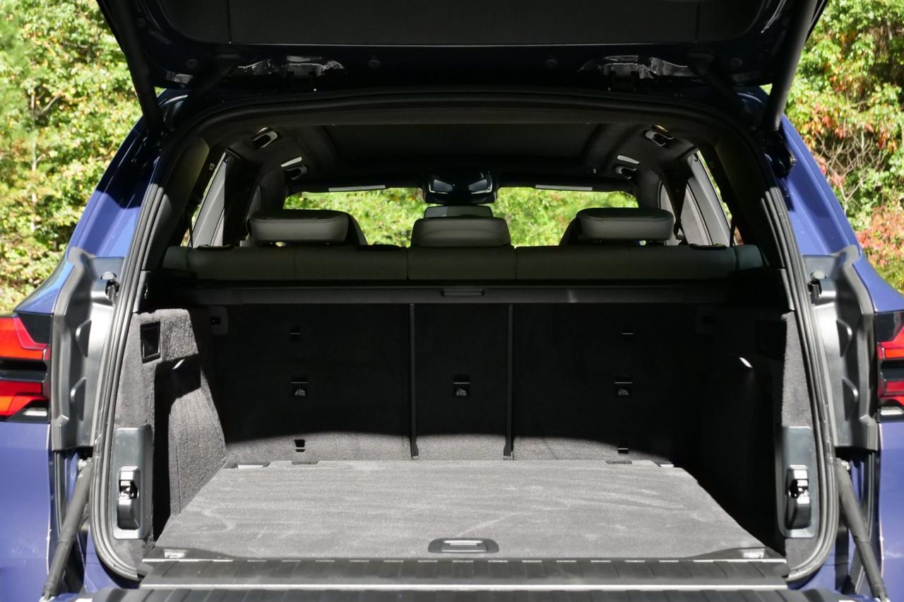 2025 BMW X5 M Competition / Executive Package / Bowers & Wilkins Sound! Lincolnton NC