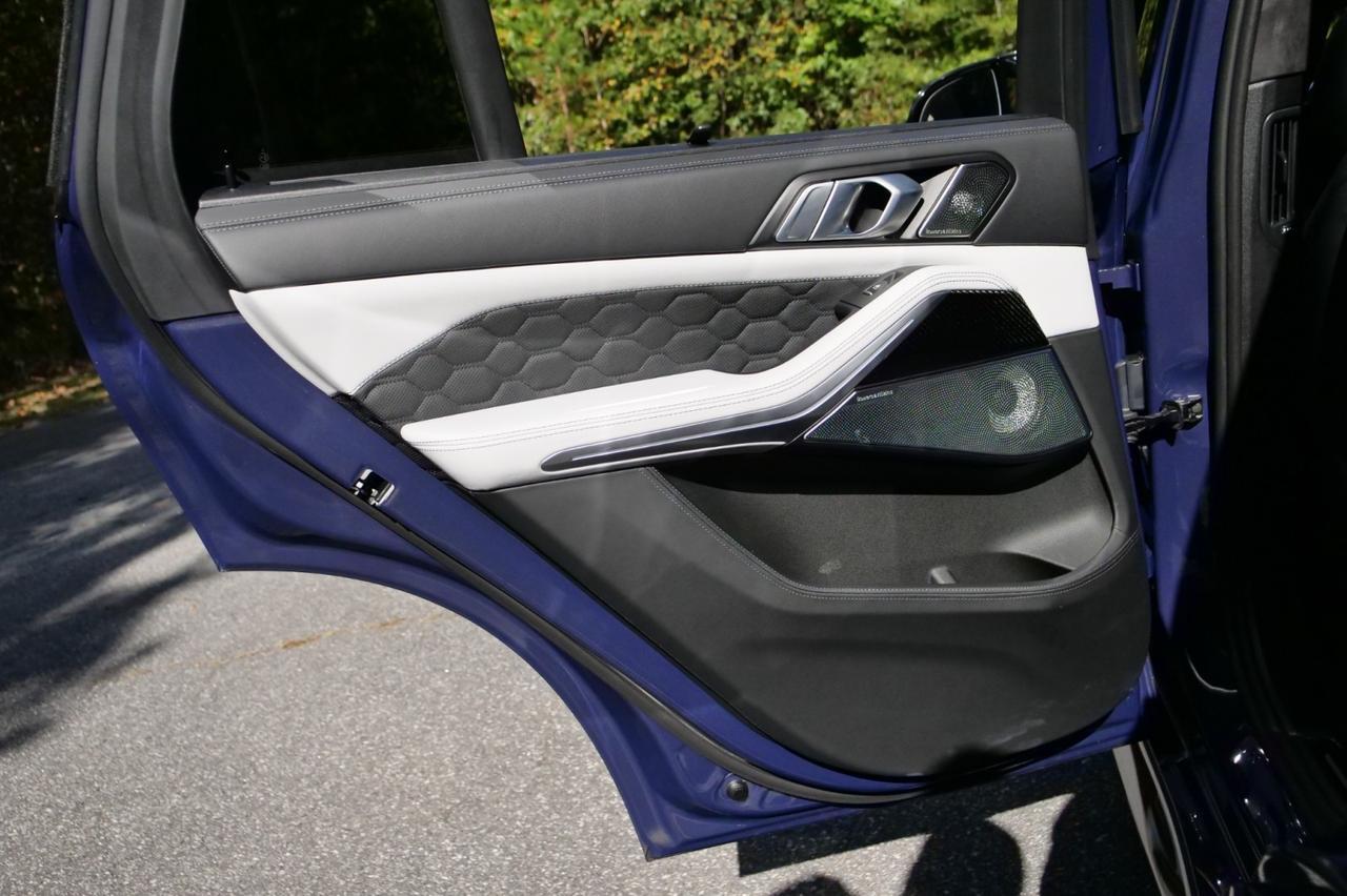 2025 BMW X5 M Competition / Executive Package / Bowers & Wilkins Sound! Lincolnton NC