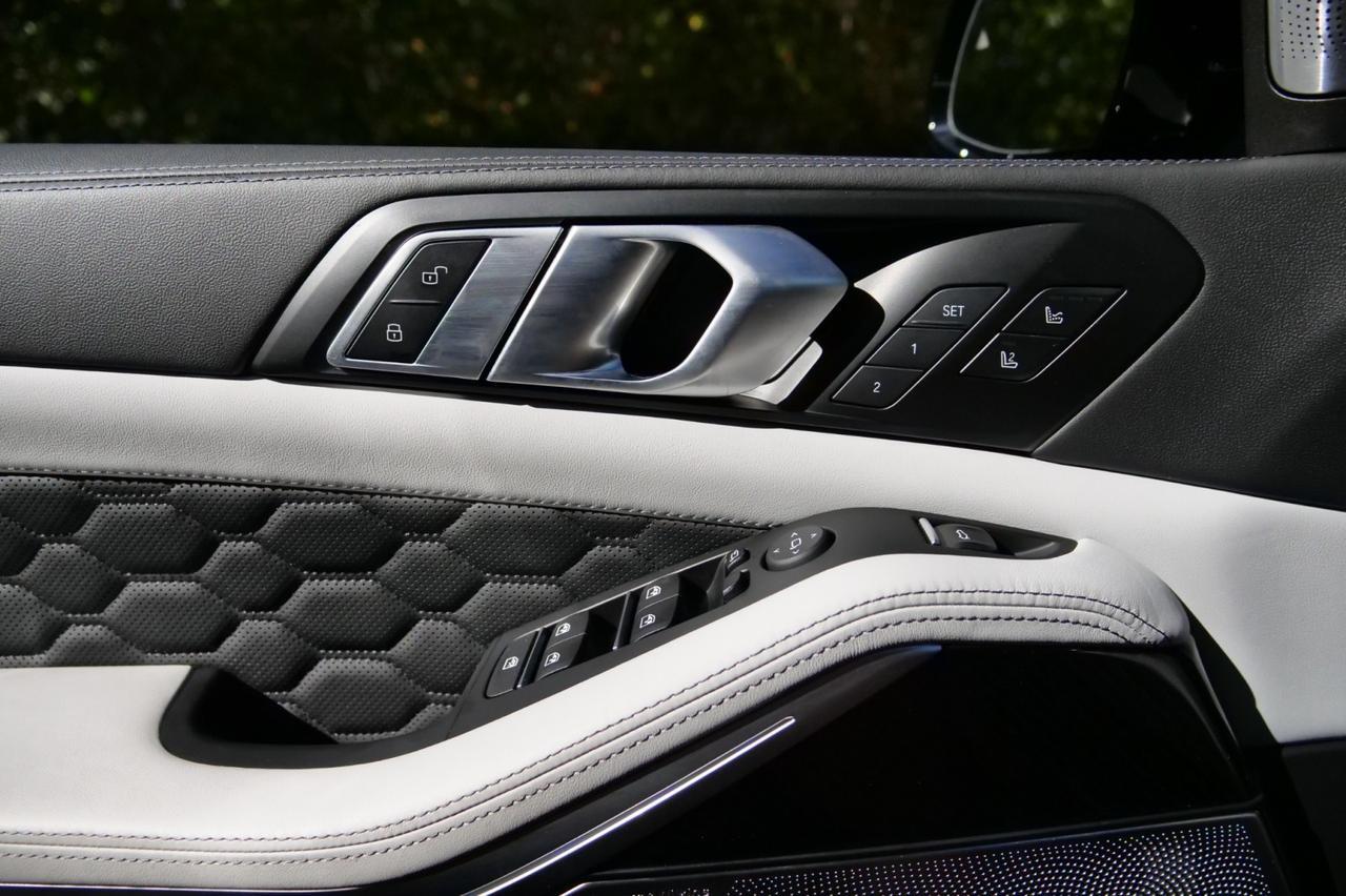 2025 BMW X5 M Competition / Executive Package / Bowers & Wilkins Sound! Lincolnton NC