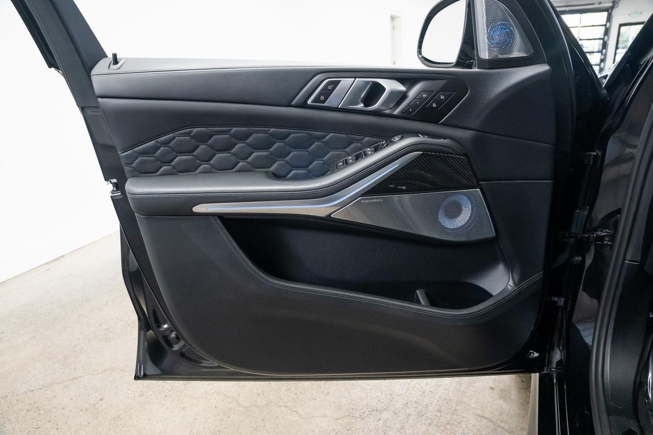 2025 BMW X5 M Competition Vented Seats Bowers &amp; Wilkins Audio Portland OR