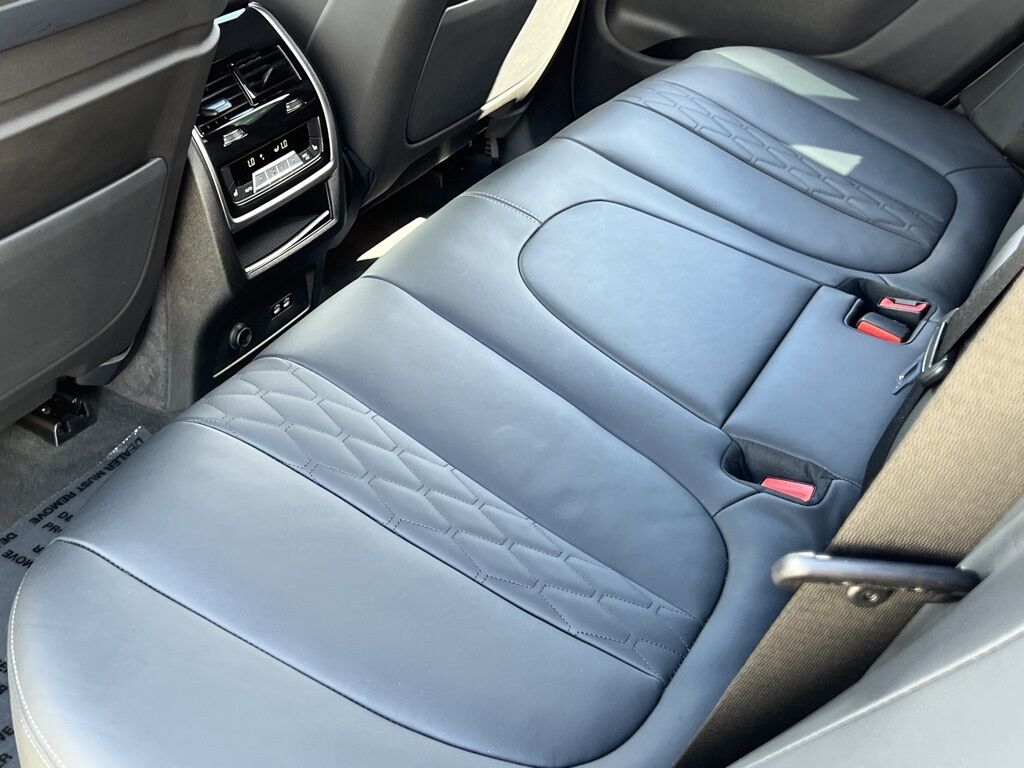 2025 Bmw X5 M60i photo 21